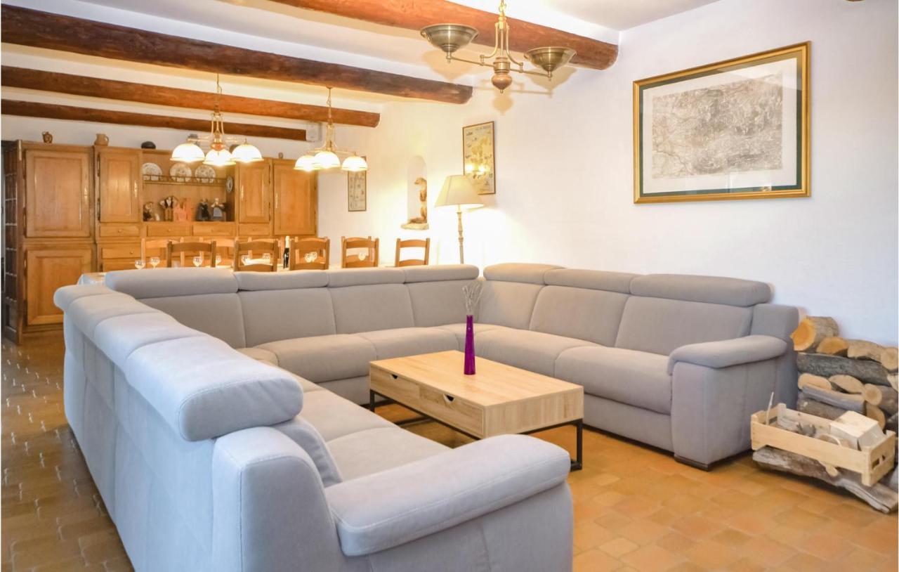 Amazing Home In Aubignan With 5 Bedrooms, Wifi And Private Swimming Pool Extérieur photo